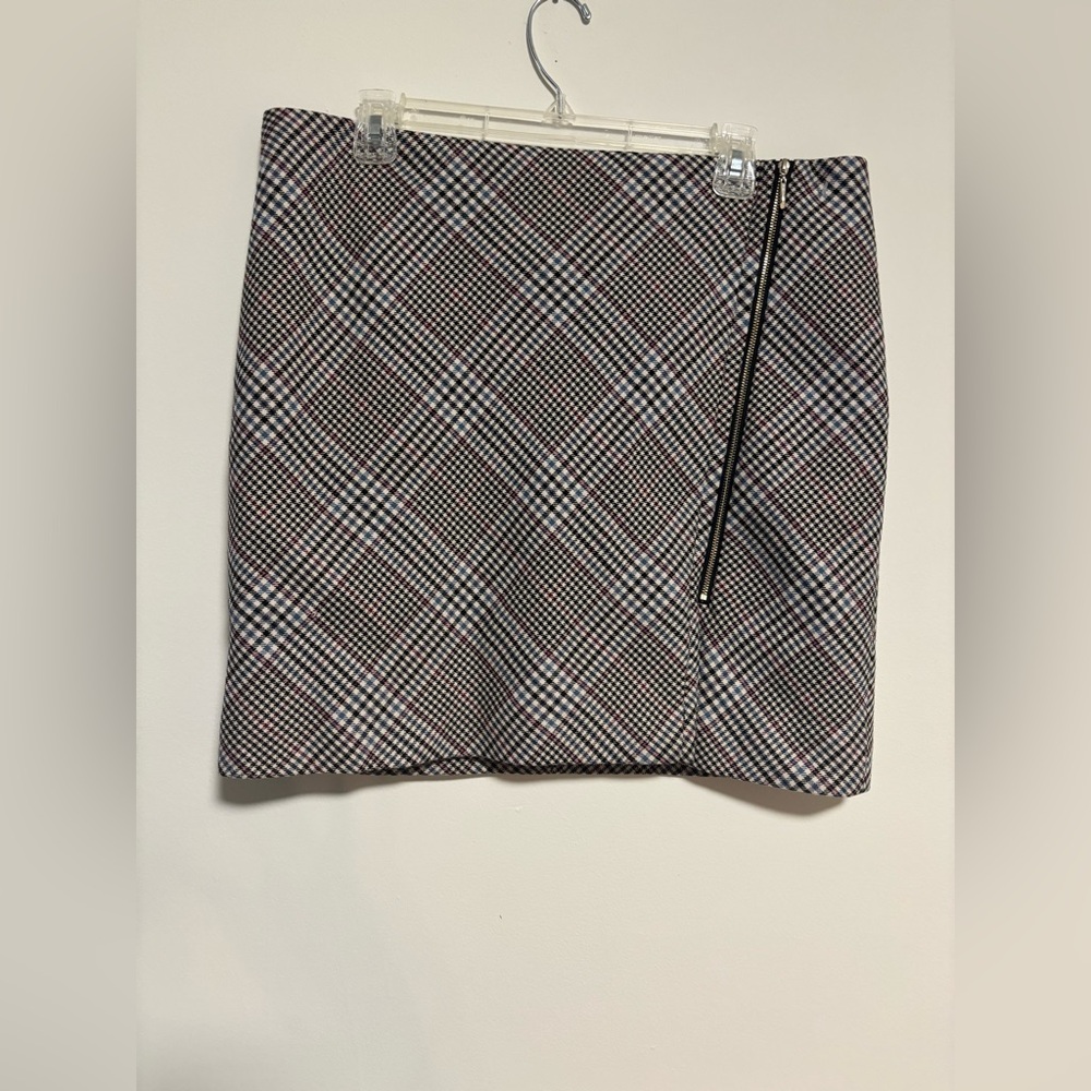 White House Black Market Gray and White Mini Pencil Skirt